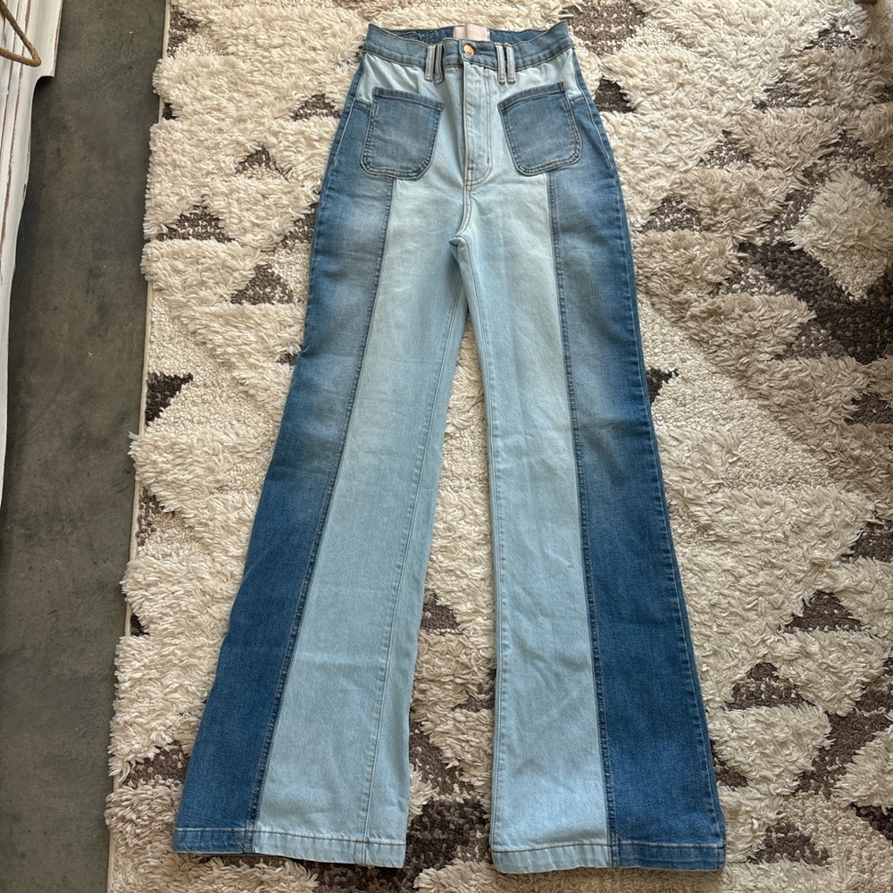 REVICE Two-Tone Flare Jeans